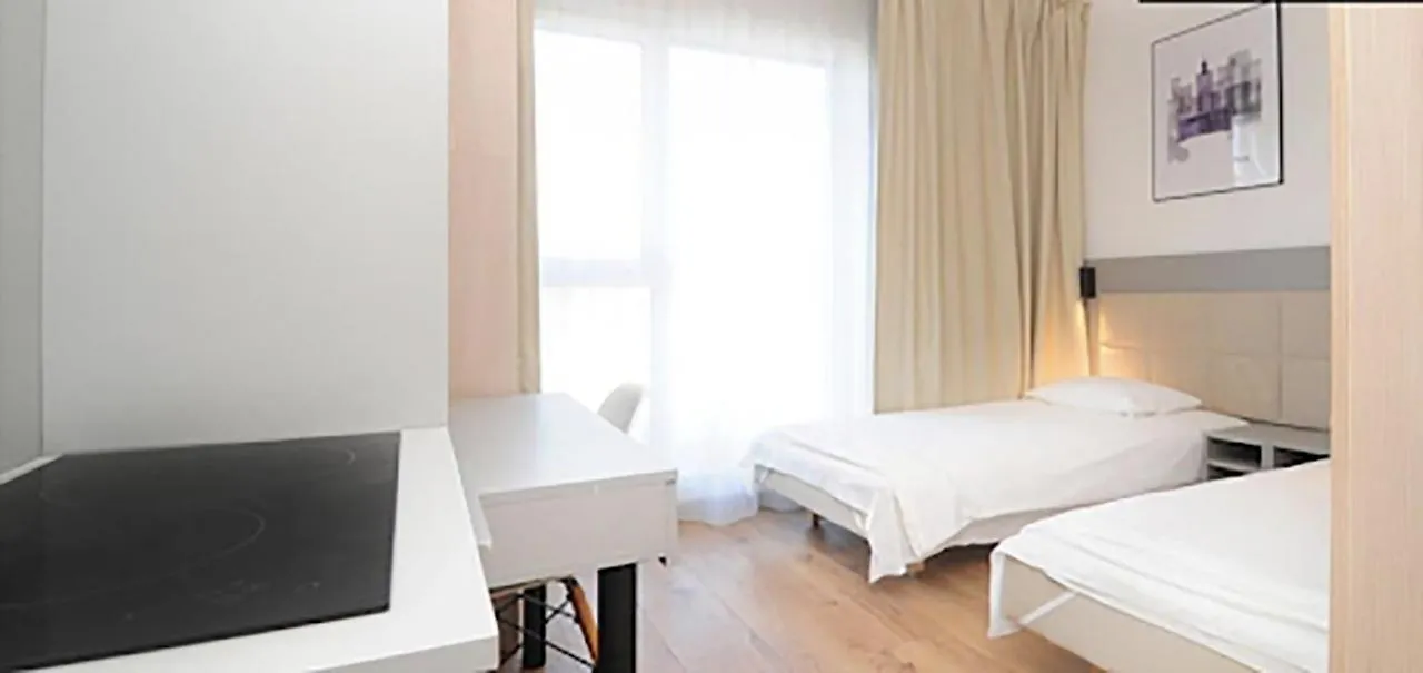 404 Rooms Wolska Apartament Варшава Апартаменты