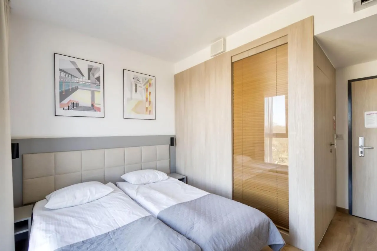 404 Rooms Wolska Apartament Варшава Польша