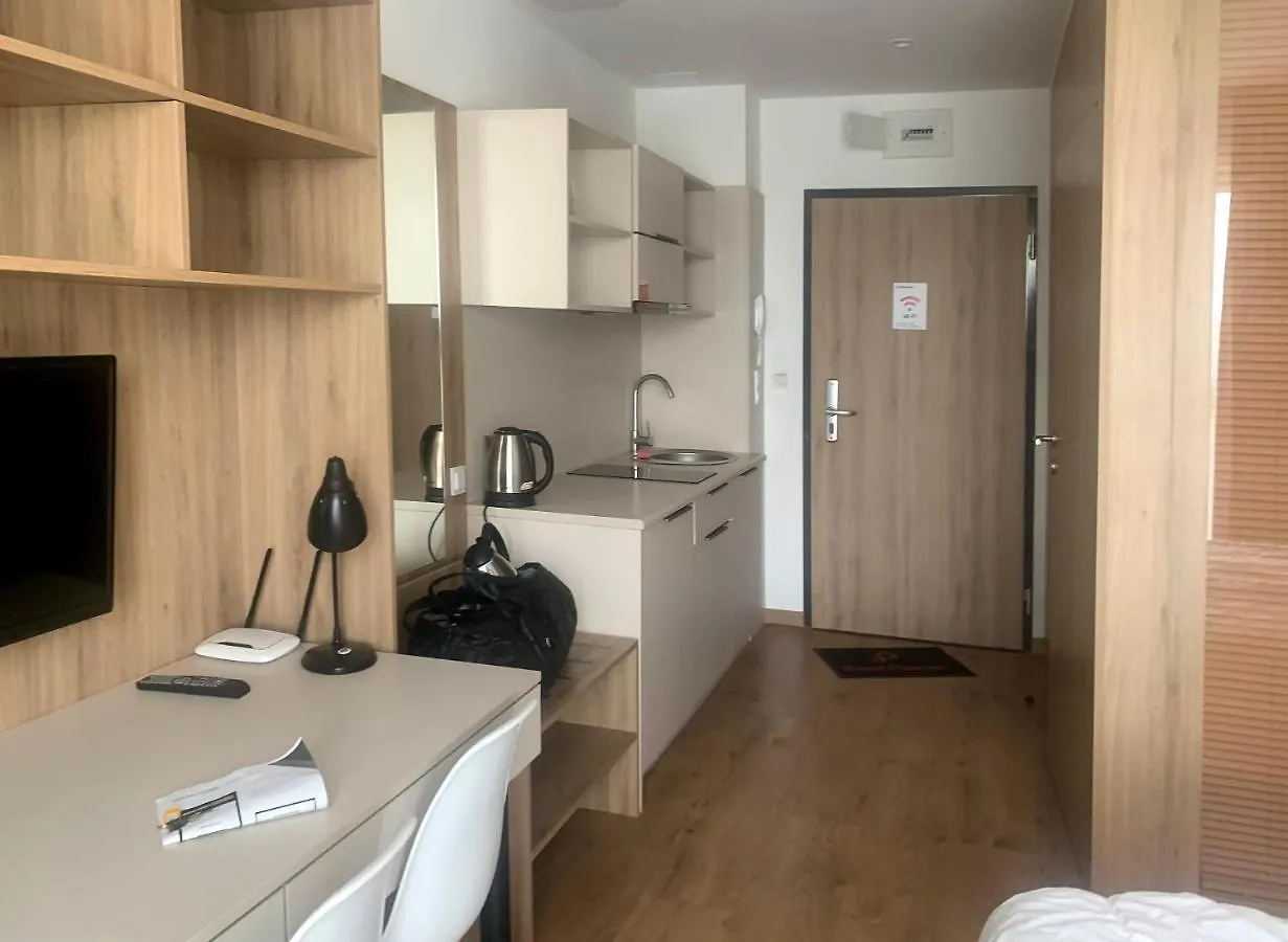 Апартаменты 404 Rooms Wolska Apartament Варшава Польша