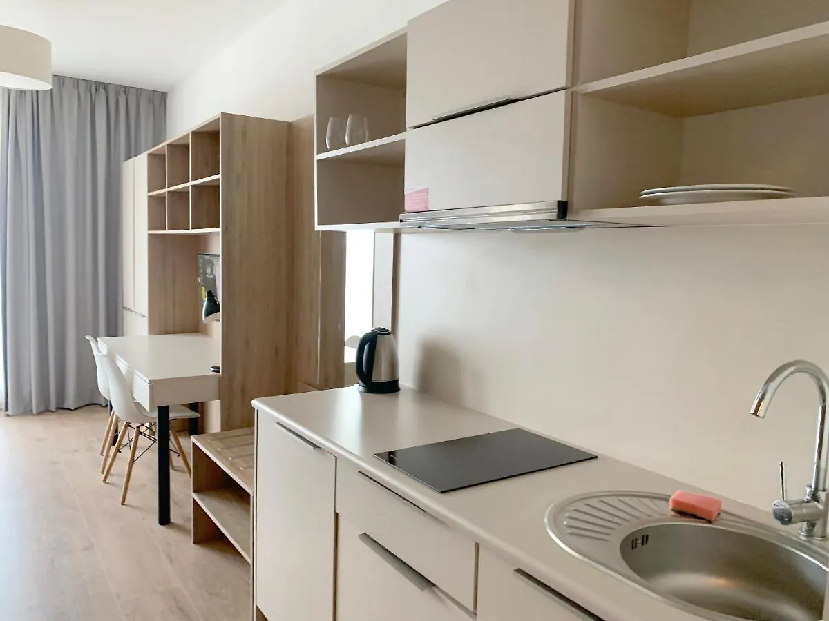 404 Rooms Wolska Apartament Варшава Польша