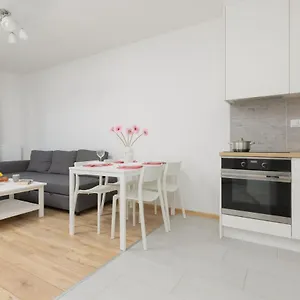 Апартаменты Ulrychow With Parking By Renters, Варшава